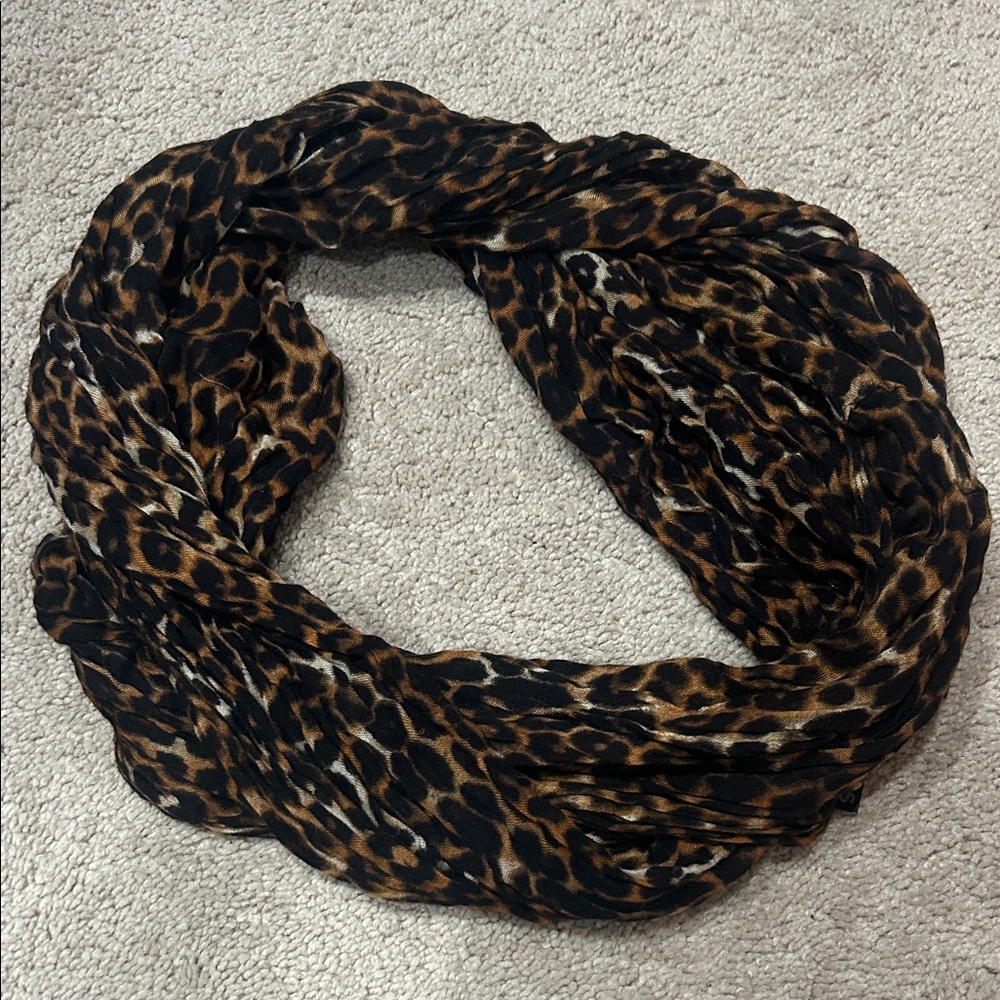 Express Wild Patterned Scarf